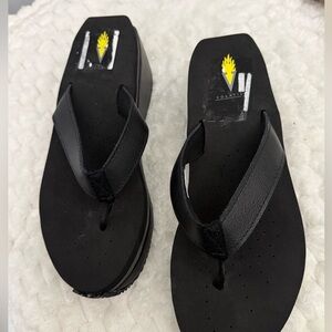 VOLATILE Cressida Platform Sandal (Women)  Size:11